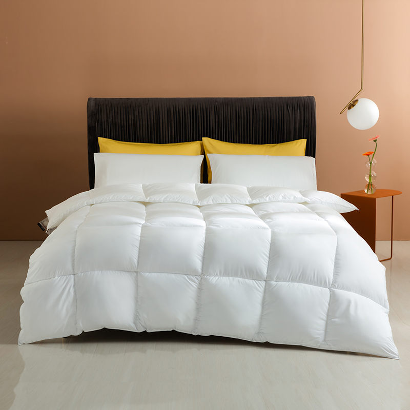 Goose Down Duvet 100% Fabraic Cotton For Star Hotel